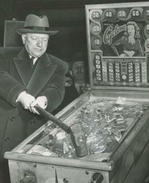 The poet who wanted to be buried underneath a pinball machine