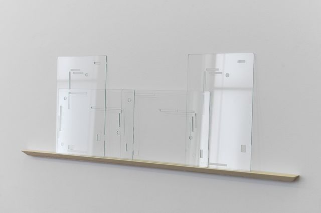 Yael Davids, Four sheets of glass, Learning to imitate in glass, 2011