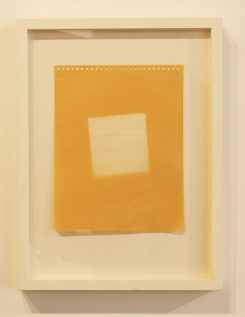 Amalia Pica, Sunlight on paper, Post-it note, 2010
